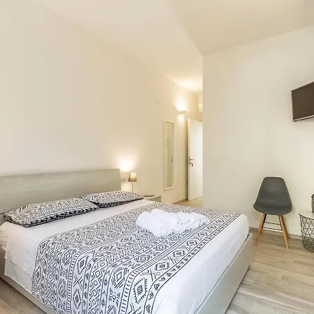 Alexander Bed and Breakfast