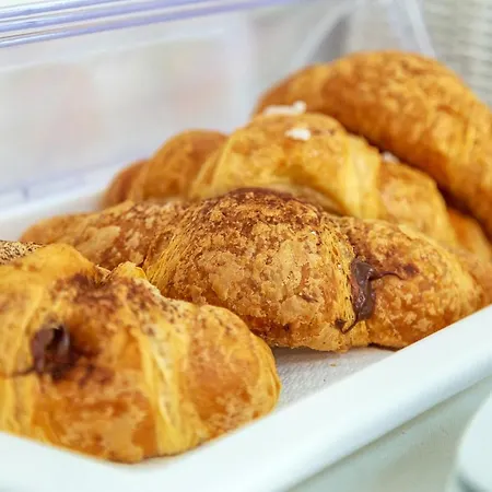 Alexander Bed and Breakfast 4*