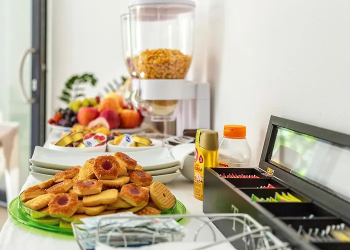 Alexander فندق مبيت وإفطار 4*