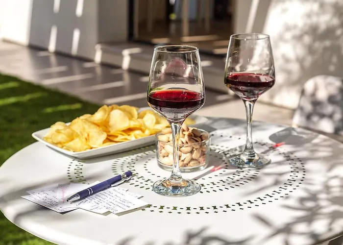 فندق مبيت وإفطار Alexander Tortolì