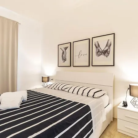 Alexander Bed & Breakfast *