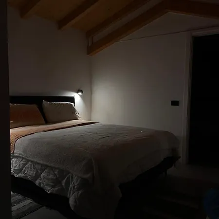 Alexander Bed & Breakfast *