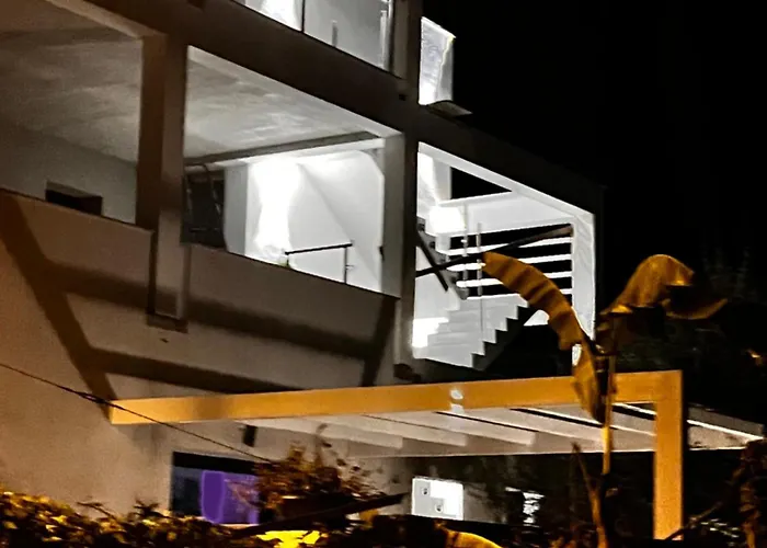 Alexander فندق مبيت وإفطار